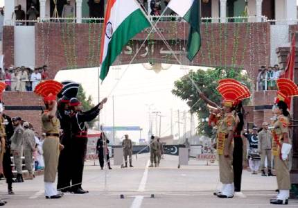 Wagah Border Spectacle & Amritsar Tour