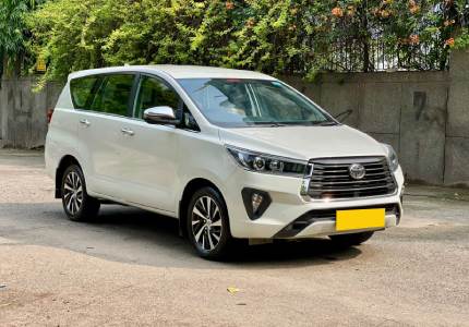 Innova Crysta